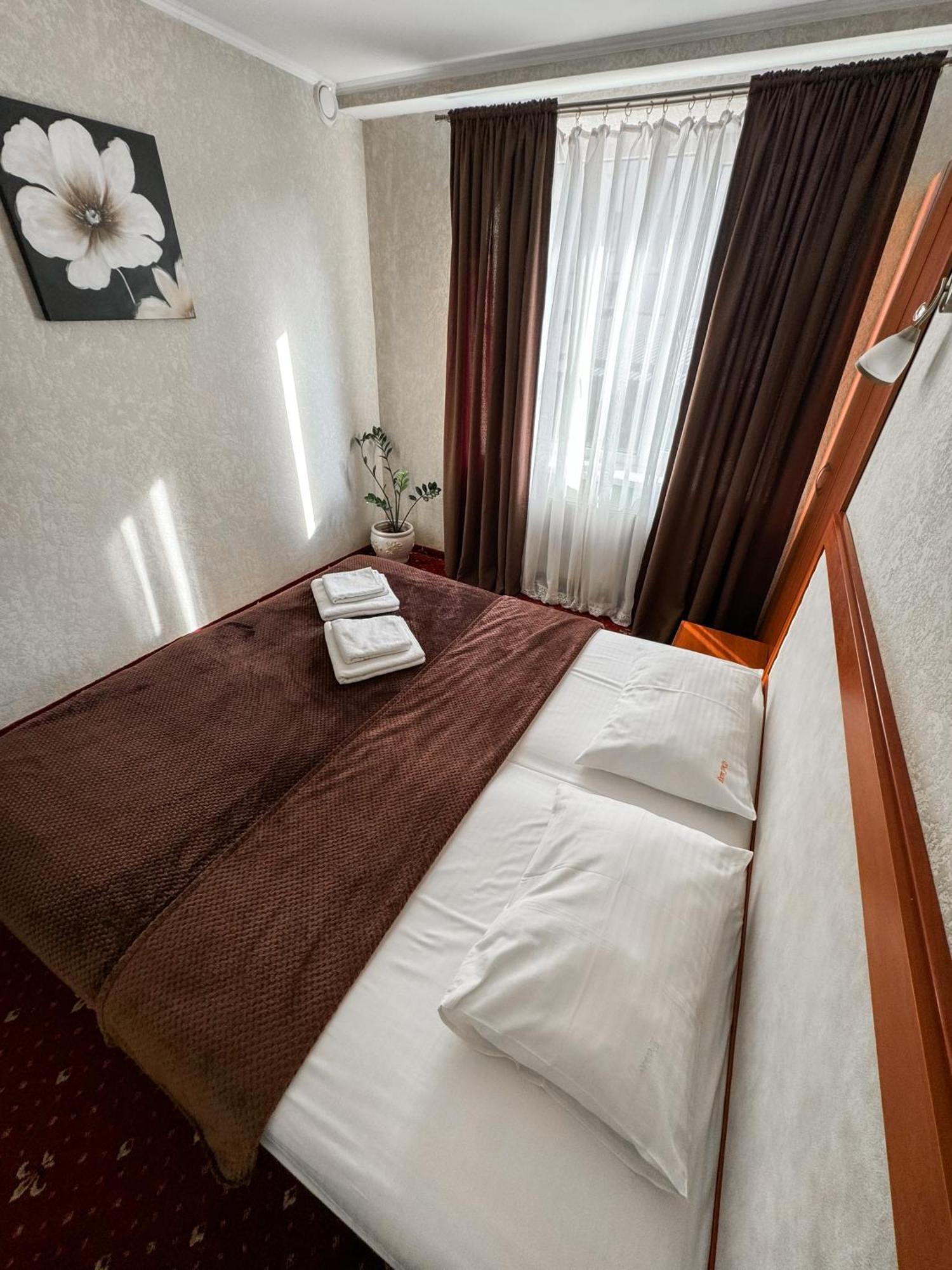 Apartments Deluxe Ivano-Frankivsk Exterior photo