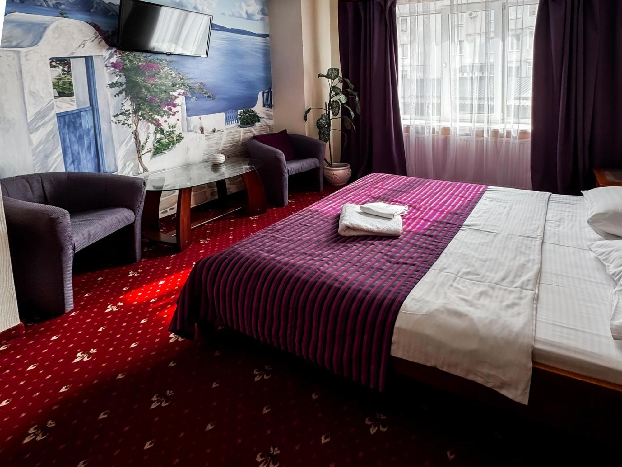 Apartments Deluxe Ivano-Frankivsk Exterior photo